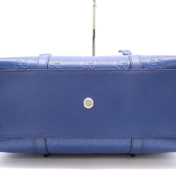 GUCCI Blue GG embossed leather tote bag - Picture 4 of 12